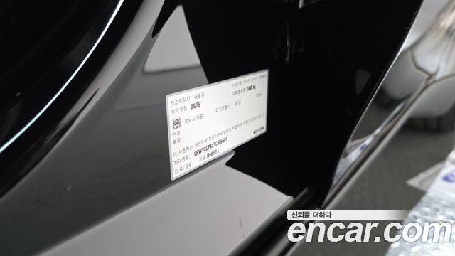 Tesla Model Y 2026 — photo 33