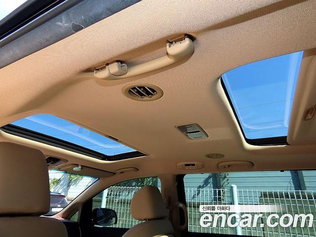Kia Canival 2018 — photo 16