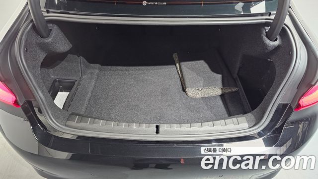 BMW 3-Series 2022 — photo 22