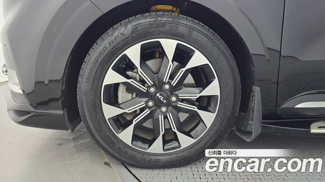 Kia Canival 2022 — photo 5