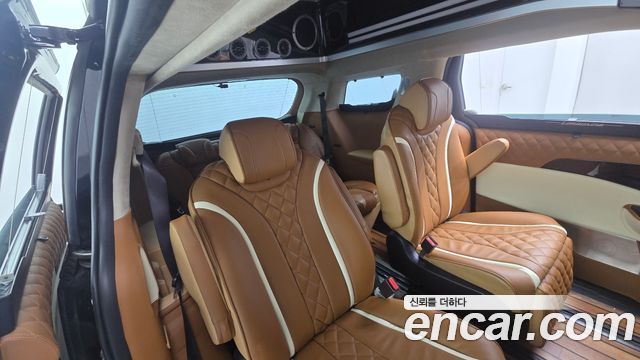 Kia Canival 2022 — photo 17