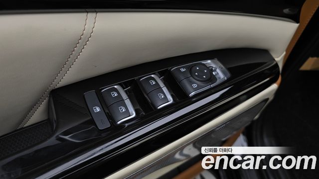 Kia Canival 2022 — photo 29