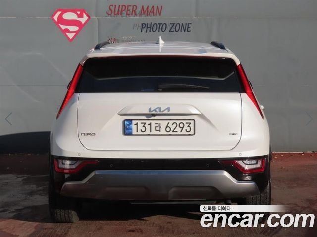 Kia Niro 2023 — photo 4