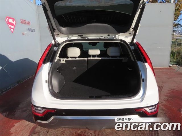Kia Niro 2023 — photo 5