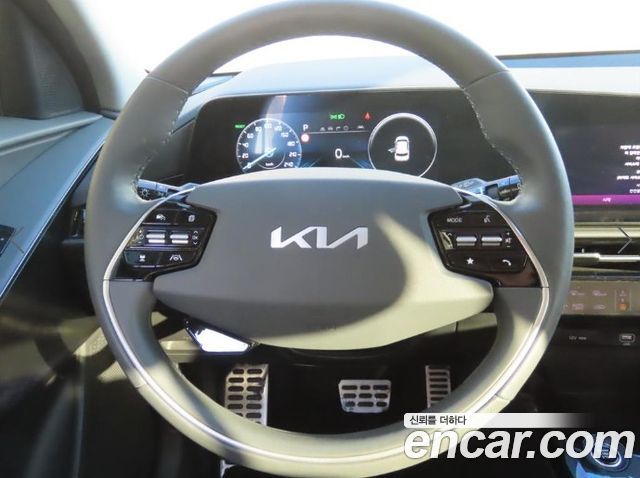 Kia Niro 2023 — photo 11