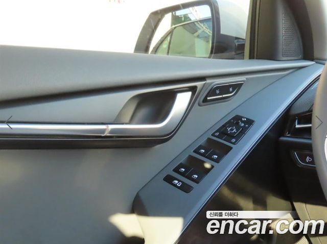 Kia Niro 2023 — photo 14