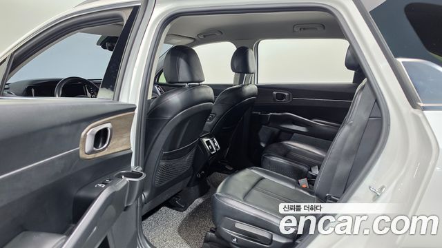 Kia Sorento 2021 — photo 11