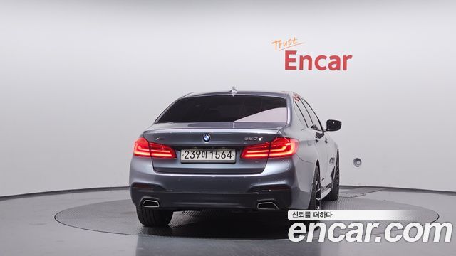 BMW 5-Series 2017 — photo 4