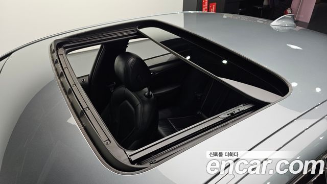 BMW 5-Series 2017 — photo 19