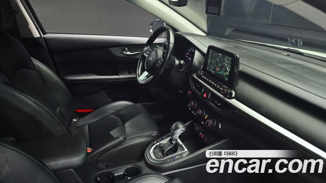 Kia K3 2019 — photo 26