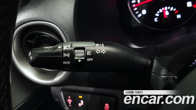 Kia K3 2019 — photo 29