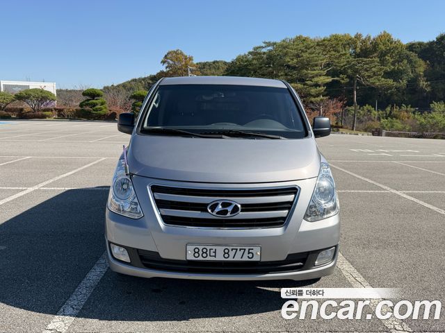 Hyundai Starex 2016 — photo 1