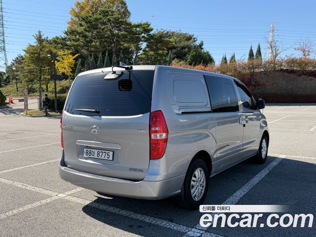 Hyundai Starex 2016 — photo 6