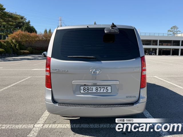 Hyundai Starex 2016 — photo 9