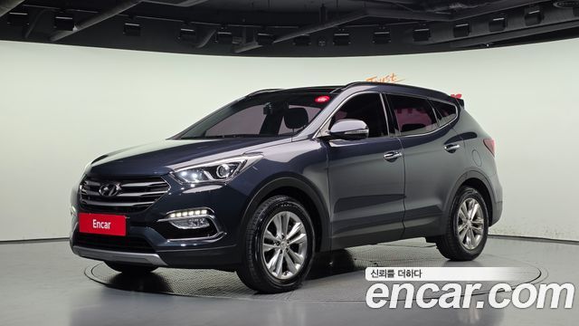 Hyundai Santafe 2017 — photo 1