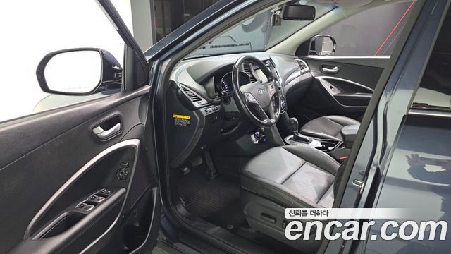 Hyundai Santafe 2017 — photo 10