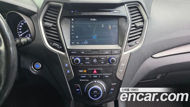 Hyundai Santafe 2017 — photo 14