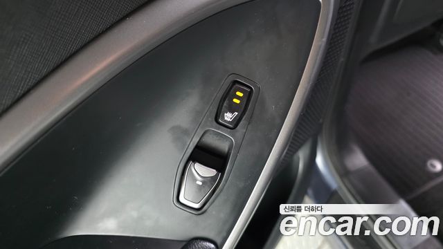 Hyundai Santafe 2017 — photo 17
