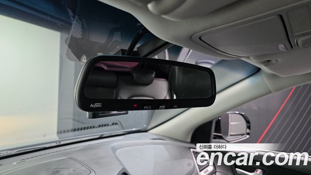 Hyundai Santafe 2017 — photo 19