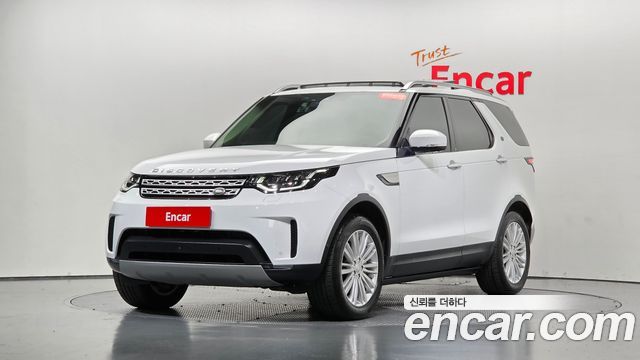Land Rover Discovery 2019 — photo 27