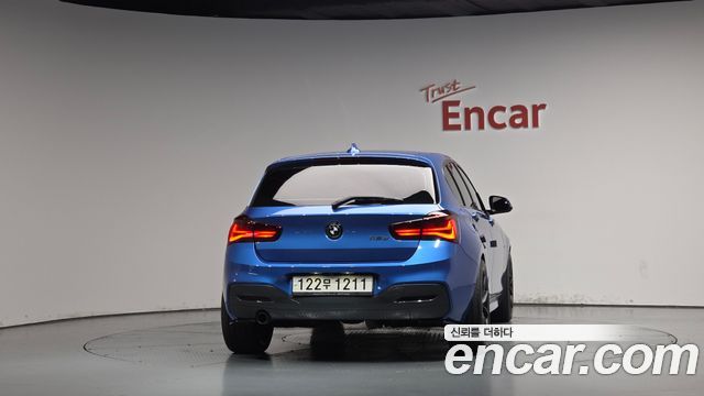 BMW 1-Series 2018 — photo 4
