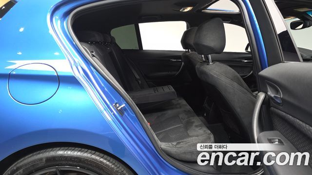 BMW 1-Series 2018 — photo 17