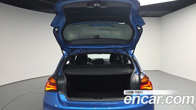 BMW 1-Series 2018 — photo 26