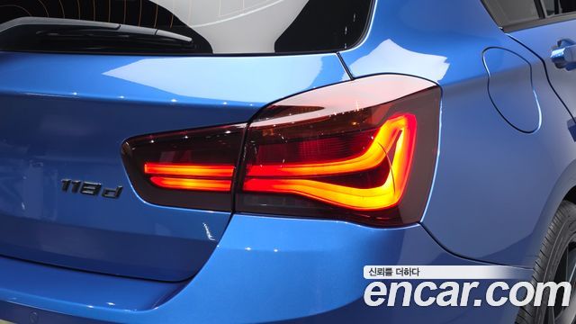 BMW 1-Series 2018 — photo 9