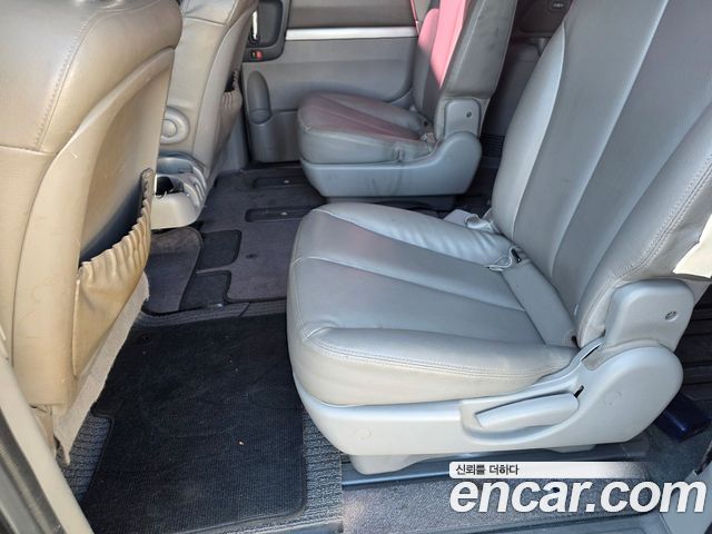 Kia Canival 2013 — photo 7