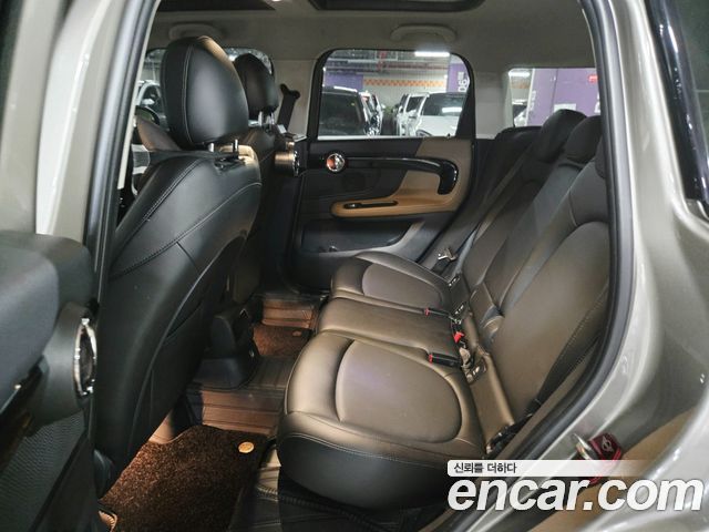 Mini Countryman 2018 — photo 11