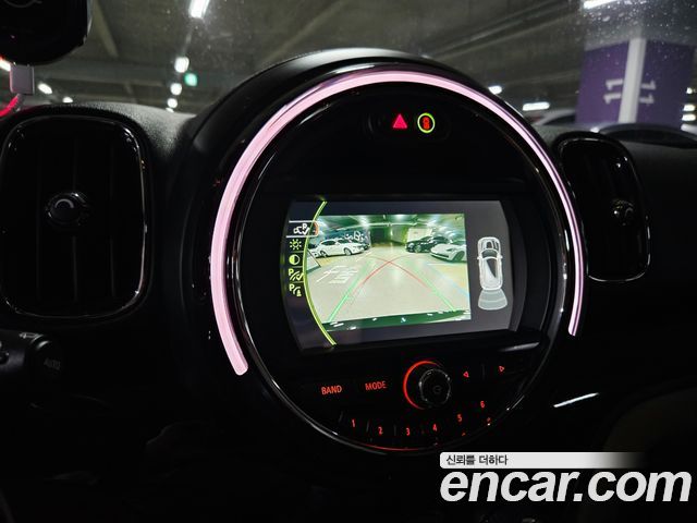 Mini Countryman 2018 — photo 16