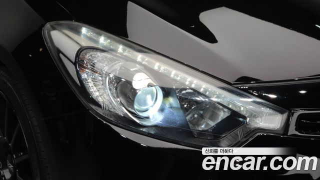 Kia K3 2015 — photo 8