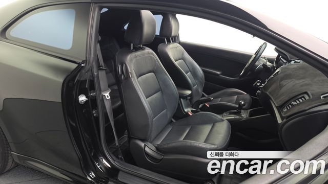 Kia K3 2015 — photo 16