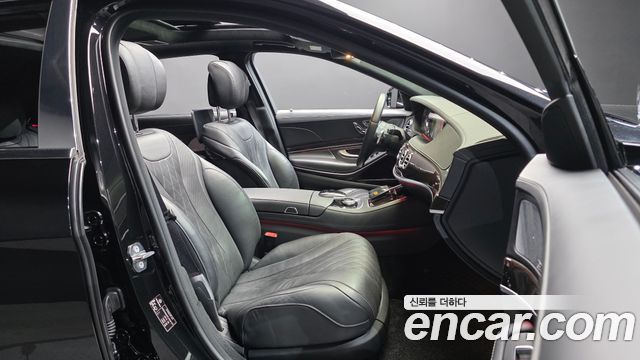 Mercedes-Benz S-Class 2020 — photo 16