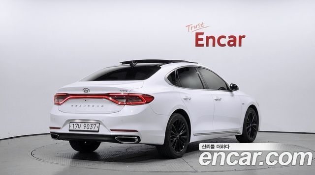 Hyundai Grandeur 2018 — photo 2