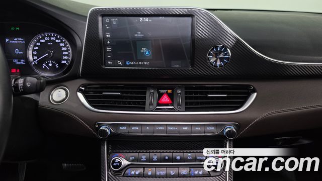 Hyundai Grandeur 2018 — photo 18