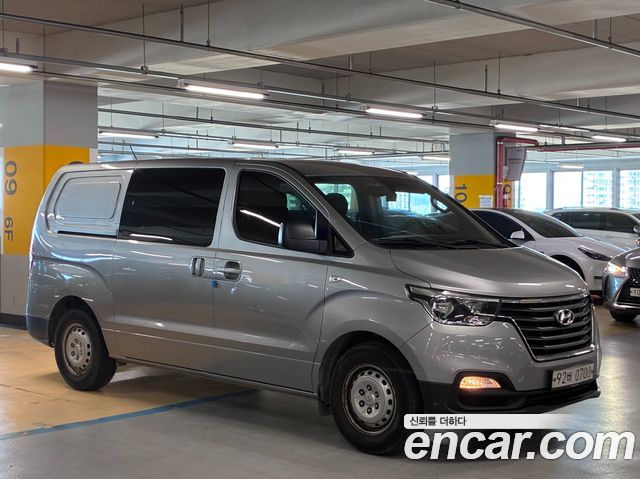 Hyundai Starex 2020 — photo 2