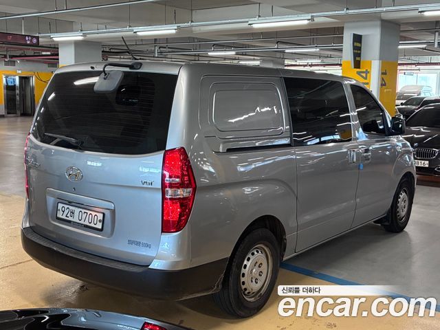 Hyundai Starex 2020 — photo 3