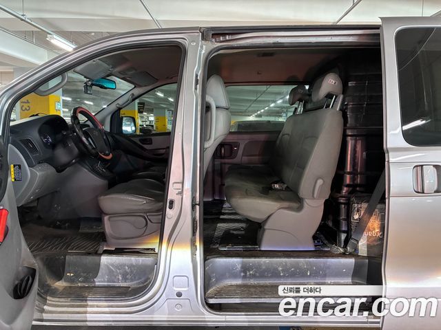 Hyundai Starex 2020 — photo 8