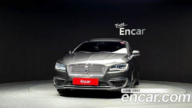 Lincoln MKZ 2017 — photo 3