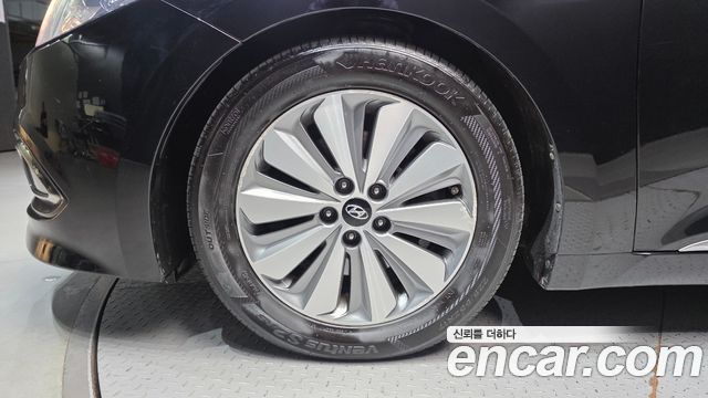 Hyundai Grandeur 2016 — photo 5
