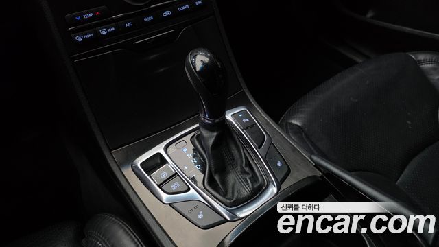 Hyundai Grandeur 2016 — photo 9