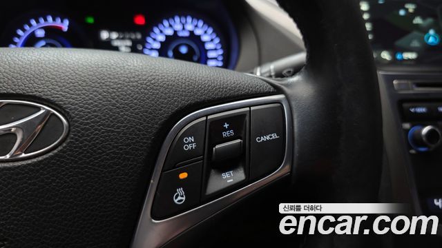 Hyundai Grandeur 2016 — photo 18