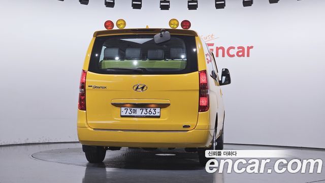 Hyundai Starex 2019 — photo 4