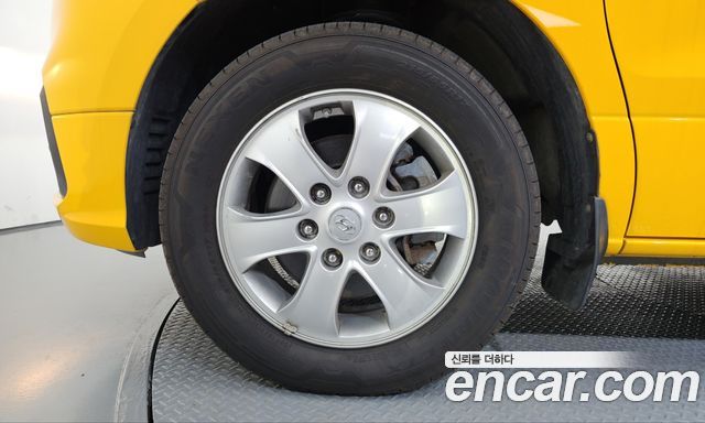 Hyundai Starex 2019 — photo 5