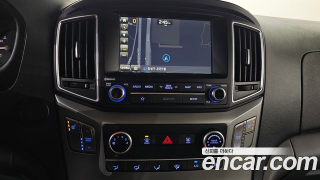 Hyundai Starex 2019 — photo 20