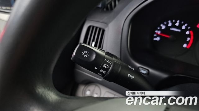 Hyundai Starex 2019 — photo 29