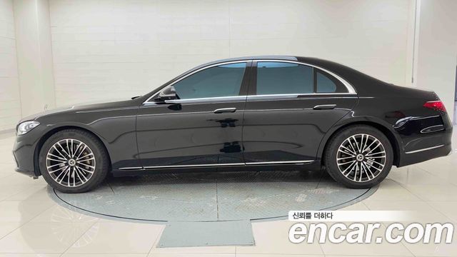 Mercedes-Benz S-Class 2021 — photo 2