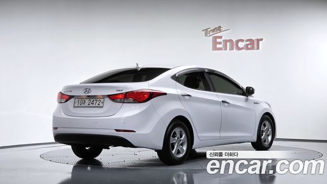 Hyundai AVANTE 2015 — photo 2