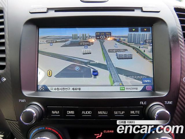 Kia K3 2014 — photo 15